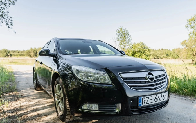 Opel Insignia cena 32900 przebieg: 205000, rok produkcji 2013 z Wysokie Mazowieckie małe 631